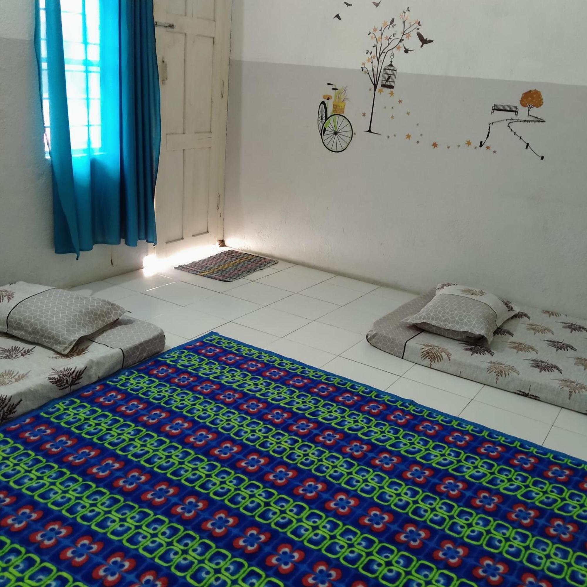 Traveler House Otel Dimāpur Dış mekan fotoğraf